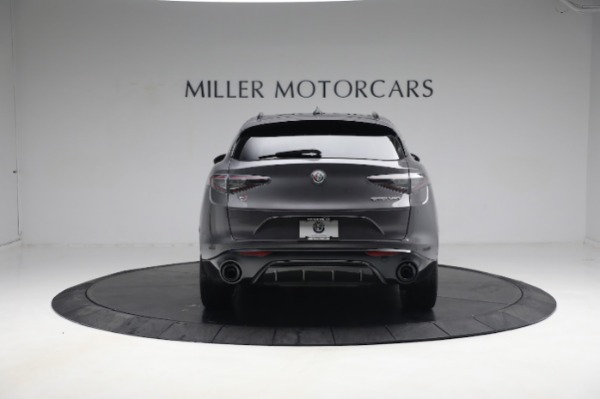 New 2024 Alfa Romeo Stelvio Veloce for sale $59,205 at Alfa Romeo of Greenwich in Greenwich CT 06830 7