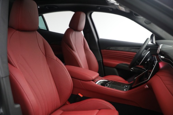 New 2023 Maserati Grecale Modena for sale $91,201 at Alfa Romeo of Greenwich in Greenwich CT 06830 17