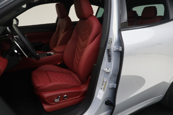 New 2023 Maserati Grecale Modena for sale $91,601 at Alfa Romeo of Greenwich in Greenwich CT 06830 22