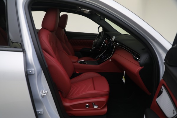 New 2023 Maserati Grecale Modena for sale $91,601 at Alfa Romeo of Greenwich in Greenwich CT 06830 24
