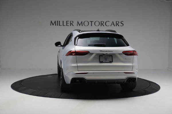 New 2023 Maserati Grecale Modena for sale $91,601 at Alfa Romeo of Greenwich in Greenwich CT 06830 9