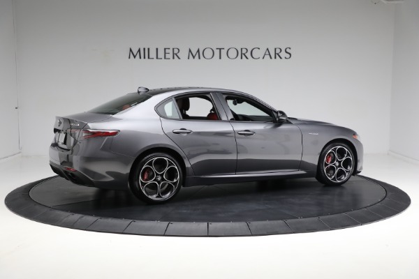 New 2024 Alfa Romeo Giulia Veloce for sale Sold at Alfa Romeo of Greenwich in Greenwich CT 06830 15