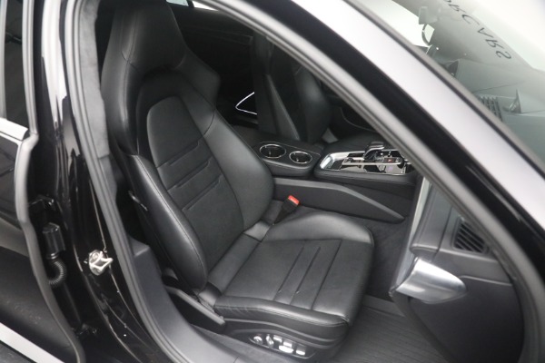 Used 2018 Porsche Panamera Turbo for sale Call for price at Alfa Romeo of Greenwich in Greenwich CT 06830 21