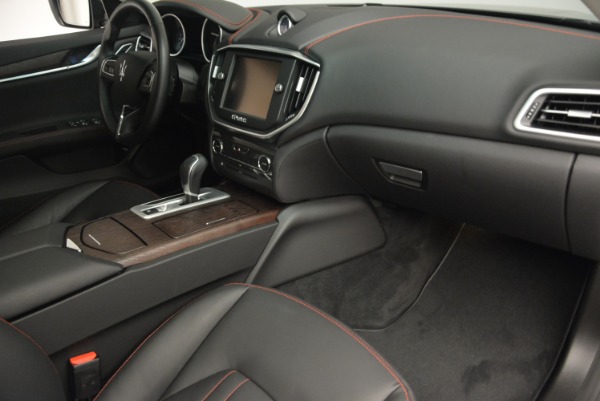 Used 2016 Maserati Ghibli S Q4 EX- LOANER for sale Sold at Alfa Romeo of Greenwich in Greenwich CT 06830 19