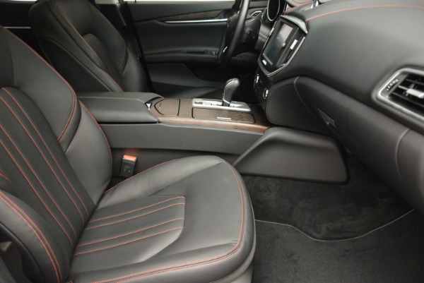 Used 2016 Maserati Ghibli S Q4 EX- LOANER for sale Sold at Alfa Romeo of Greenwich in Greenwich CT 06830 20