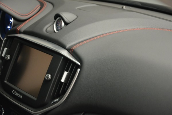 Used 2016 Maserati Ghibli S Q4 EX- LOANER for sale Sold at Alfa Romeo of Greenwich in Greenwich CT 06830 25