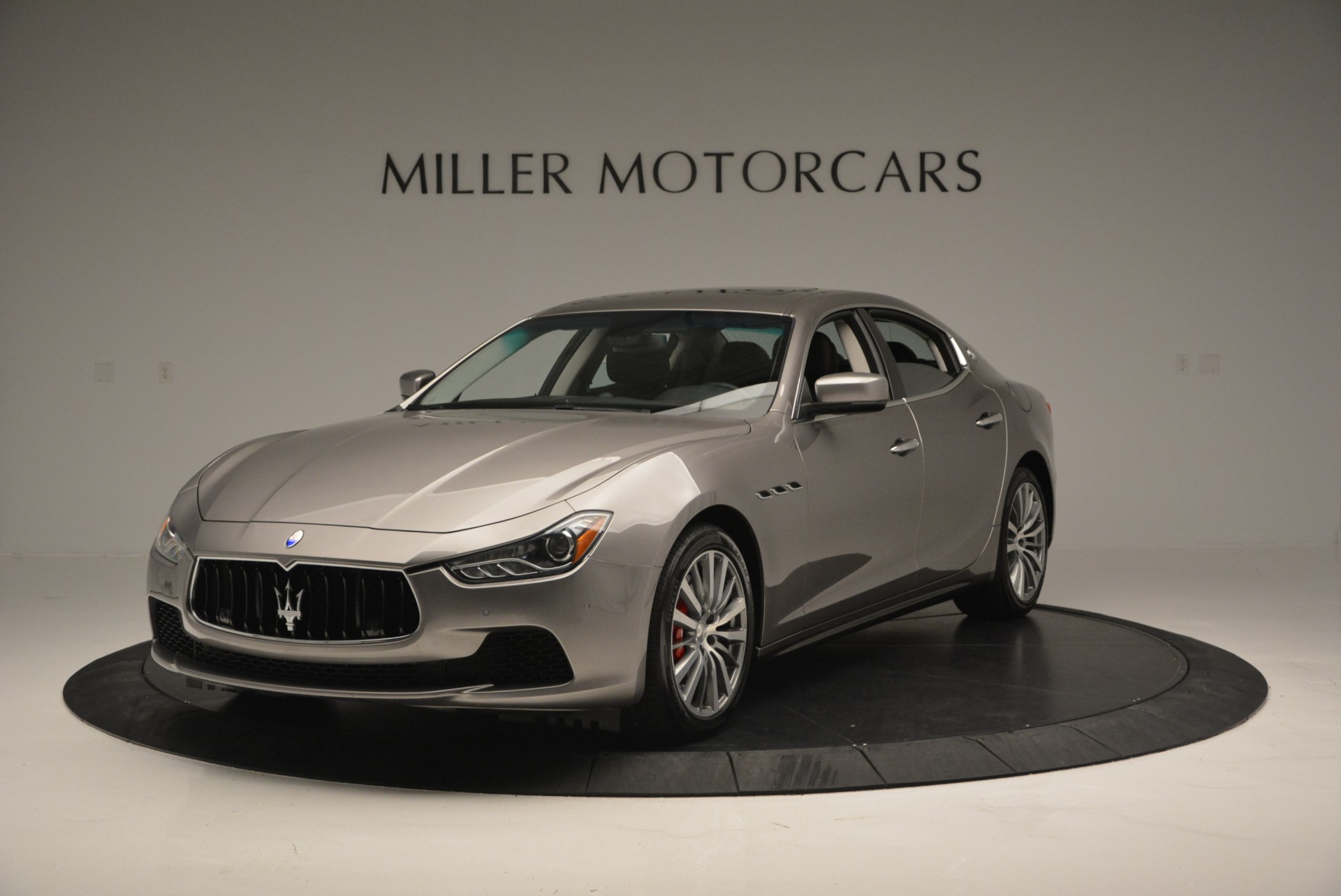 Used 2016 Maserati Ghibli S Q4 EX- LOANER for sale Sold at Alfa Romeo of Greenwich in Greenwich CT 06830 1