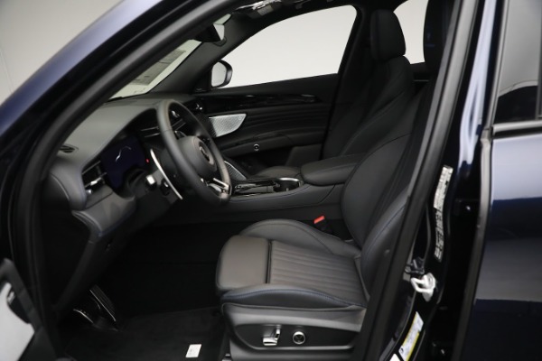 New 2023 Maserati Grecale Modena for sale $94,101 at Alfa Romeo of Greenwich in Greenwich CT 06830 17