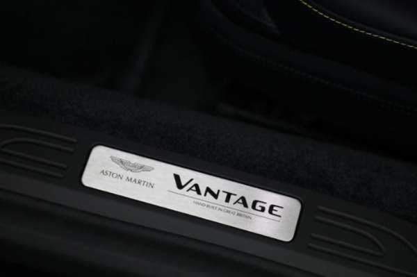 New 2023 Aston Martin Vantage V8 for sale $203,286 at Alfa Romeo of Greenwich in Greenwich CT 06830 18