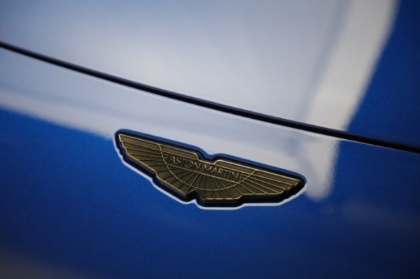 New 2023 Aston Martin Vantage V8 for sale $203,286 at Alfa Romeo of Greenwich in Greenwich CT 06830 24