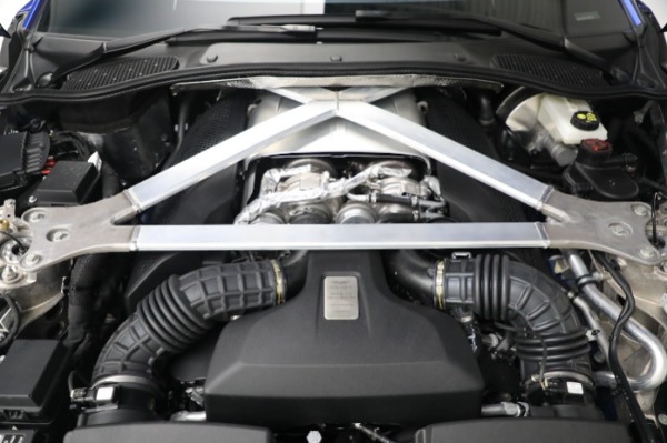 New 2023 Aston Martin Vantage V8 for sale $203,286 at Alfa Romeo of Greenwich in Greenwich CT 06830 25
