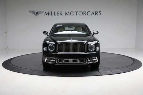 Used 2017 Bentley Mulsanne Extended Wheelbase for sale $259,900 at Alfa Romeo of Greenwich in Greenwich CT 06830 13
