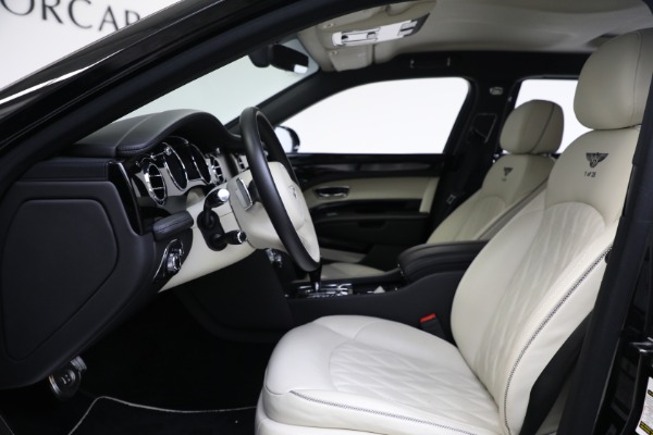 Used 2017 Bentley Mulsanne Extended Wheelbase for sale $259,900 at Alfa Romeo of Greenwich in Greenwich CT 06830 18