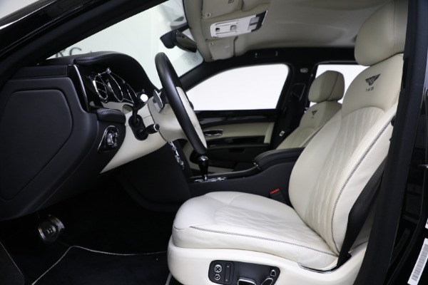 Used 2017 Bentley Mulsanne Extended Wheelbase for sale $259,900 at Alfa Romeo of Greenwich in Greenwich CT 06830 19
