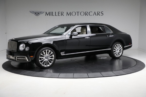 Used 2017 Bentley Mulsanne Extended Wheelbase for sale $259,900 at Alfa Romeo of Greenwich in Greenwich CT 06830 2