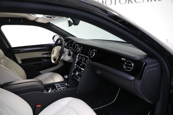 Used 2017 Bentley Mulsanne Extended Wheelbase for sale Sold at Alfa Romeo of Greenwich in Greenwich CT 06830 22