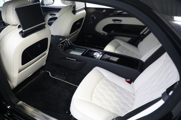 Used 2017 Bentley Mulsanne Extended Wheelbase for sale Sold at Alfa Romeo of Greenwich in Greenwich CT 06830 25