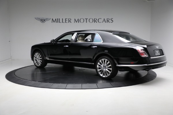 Used 2017 Bentley Mulsanne Extended Wheelbase for sale $259,900 at Alfa Romeo of Greenwich in Greenwich CT 06830 5