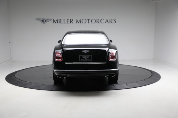 Used 2017 Bentley Mulsanne Extended Wheelbase for sale $259,900 at Alfa Romeo of Greenwich in Greenwich CT 06830 7