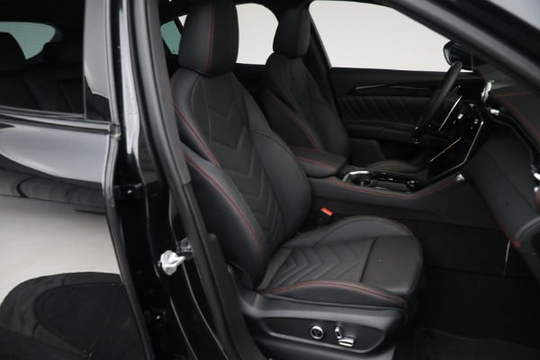 New 2023 Maserati Grecale Modena for sale $91,401 at Alfa Romeo of Greenwich in Greenwich CT 06830 23