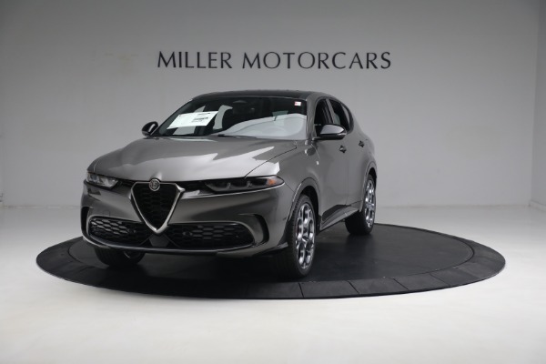 New 2024 Alfa Romeo Tonale Ti for sale $54,450 at Alfa Romeo of Greenwich in Greenwich CT 06830 1