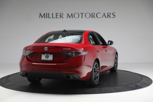 New 2024 Alfa Romeo Giulia Ti for sale $51,115 at Alfa Romeo of Greenwich in Greenwich CT 06830 7