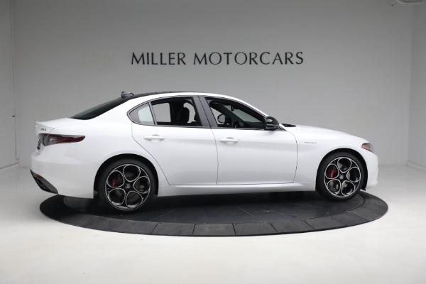 New 2024 Alfa Romeo Giulia Veloce for sale $53,940 at Alfa Romeo of Greenwich in Greenwich CT 06830 7