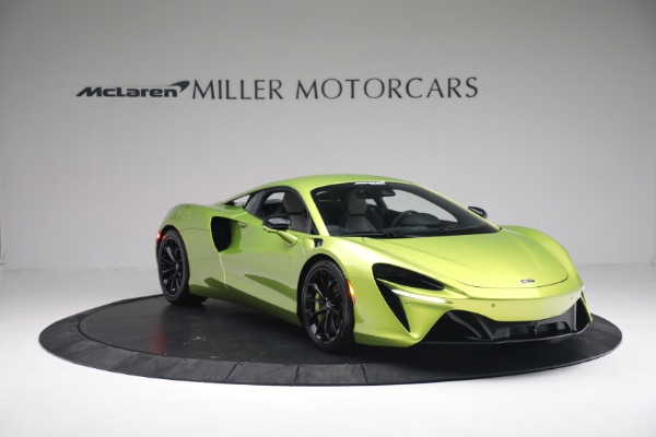 New 2023 McLaren Artura Vision for sale $277,875 at Alfa Romeo of Greenwich in Greenwich CT 06830 11