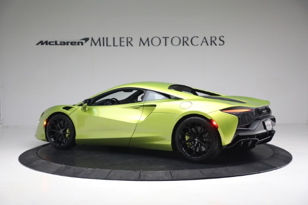 New 2023 McLaren Artura Vision for sale $277,875 at Alfa Romeo of Greenwich in Greenwich CT 06830 4
