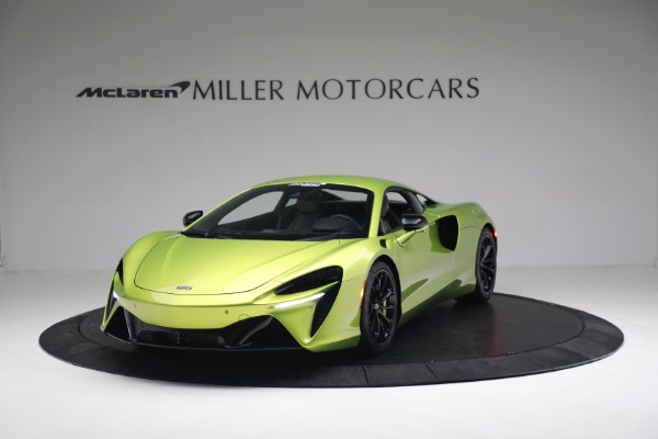 New 2023 McLaren Artura Vision for sale $277,875 at Alfa Romeo of Greenwich in Greenwich CT 06830 1
