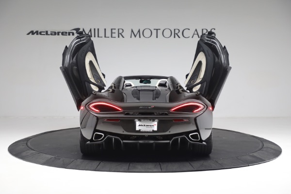 Used 2018 McLaren 570S Spider for sale Sold at Alfa Romeo of Greenwich in Greenwich CT 06830 16