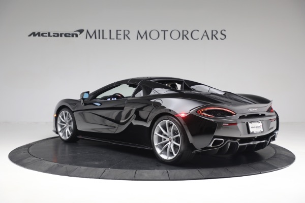 Used 2018 McLaren 570S Spider for sale Sold at Alfa Romeo of Greenwich in Greenwich CT 06830 22