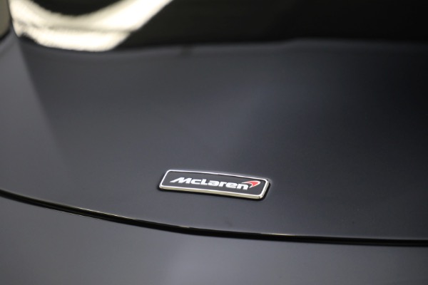 Used 2018 McLaren 570S Spider for sale Sold at Alfa Romeo of Greenwich in Greenwich CT 06830 27