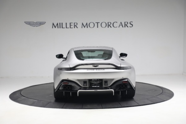 Used 2023 Aston Martin Vantage V8 for sale Sold at Alfa Romeo of Greenwich in Greenwich CT 06830 5