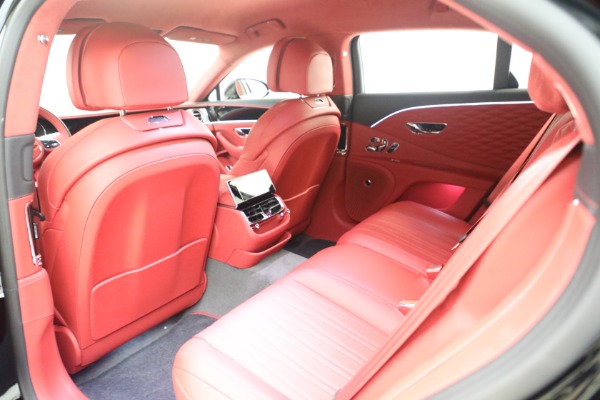 New 2023 Bentley Flying Spur Speed for sale $288,465 at Alfa Romeo of Greenwich in Greenwich CT 06830 27