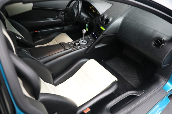Used 2003 Lamborghini Murcielago for sale Sold at Alfa Romeo of Greenwich in Greenwich CT 06830 24