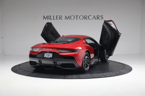 Used 2022 Maserati MC20 for sale $229,900 at Alfa Romeo of Greenwich in Greenwich CT 06830 23