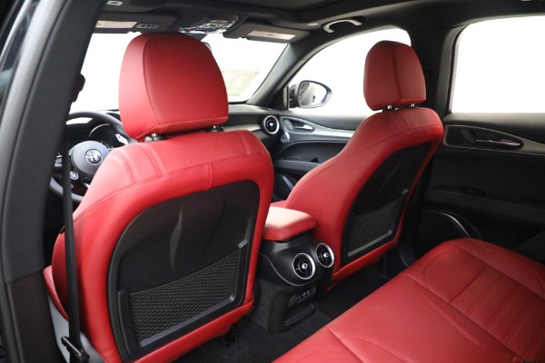 New 2023 Alfa Romeo Stelvio Veloce for sale $48,900 at Alfa Romeo of Greenwich in Greenwich CT 06830 19