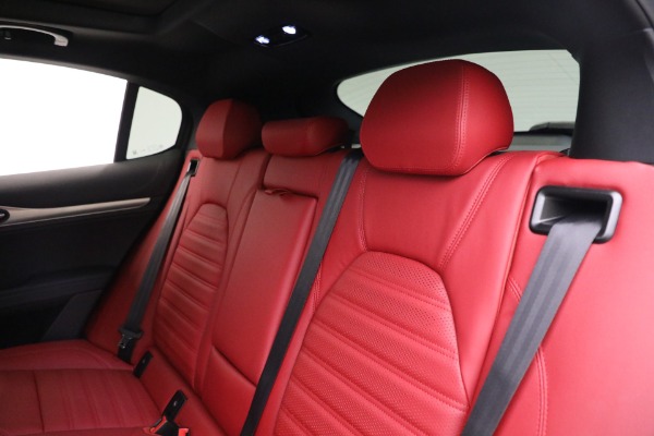 New 2023 Alfa Romeo Stelvio Veloce for sale $48,900 at Alfa Romeo of Greenwich in Greenwich CT 06830 21