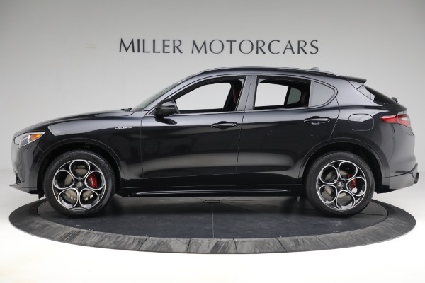 New 2023 Alfa Romeo Stelvio Veloce for sale $48,900 at Alfa Romeo of Greenwich in Greenwich CT 06830 4