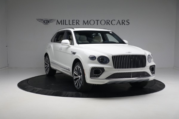 New 2023 Bentley Bentayga EWB Azure V8 for sale $292,110 at Alfa Romeo of Greenwich in Greenwich CT 06830 16