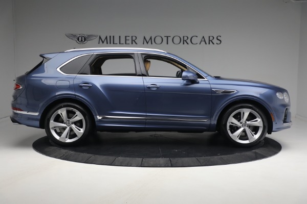 New 2023 Bentley Bentayga Hybrid for sale $250,740 at Alfa Romeo of Greenwich in Greenwich CT 06830 13