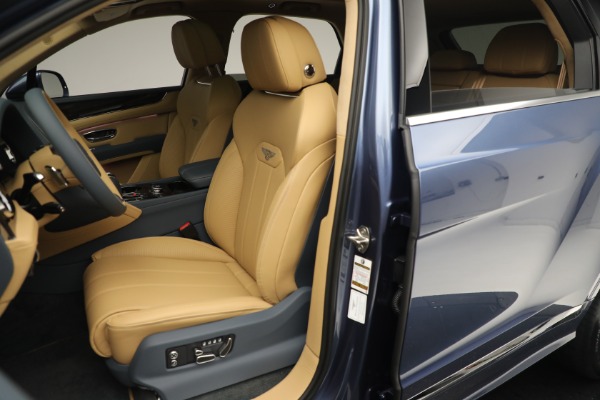 New 2023 Bentley Bentayga Hybrid for sale $250,740 at Alfa Romeo of Greenwich in Greenwich CT 06830 23