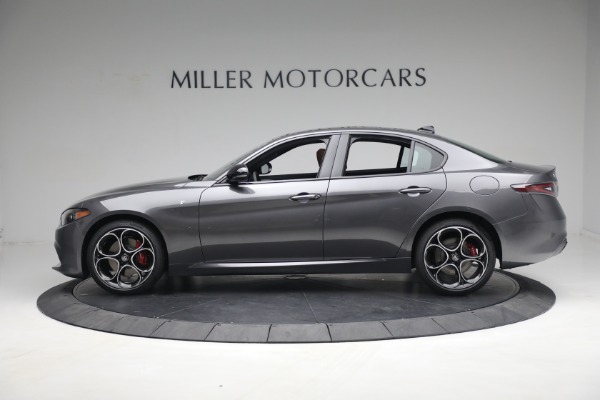 New 2024 Alfa Romeo Giulia Ti for sale $54,250 at Alfa Romeo of Greenwich in Greenwich CT 06830 5
