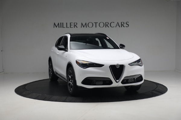 New 2024 Alfa Romeo Stelvio Ti for sale $54,570 at Alfa Romeo of Greenwich in Greenwich CT 06830 18