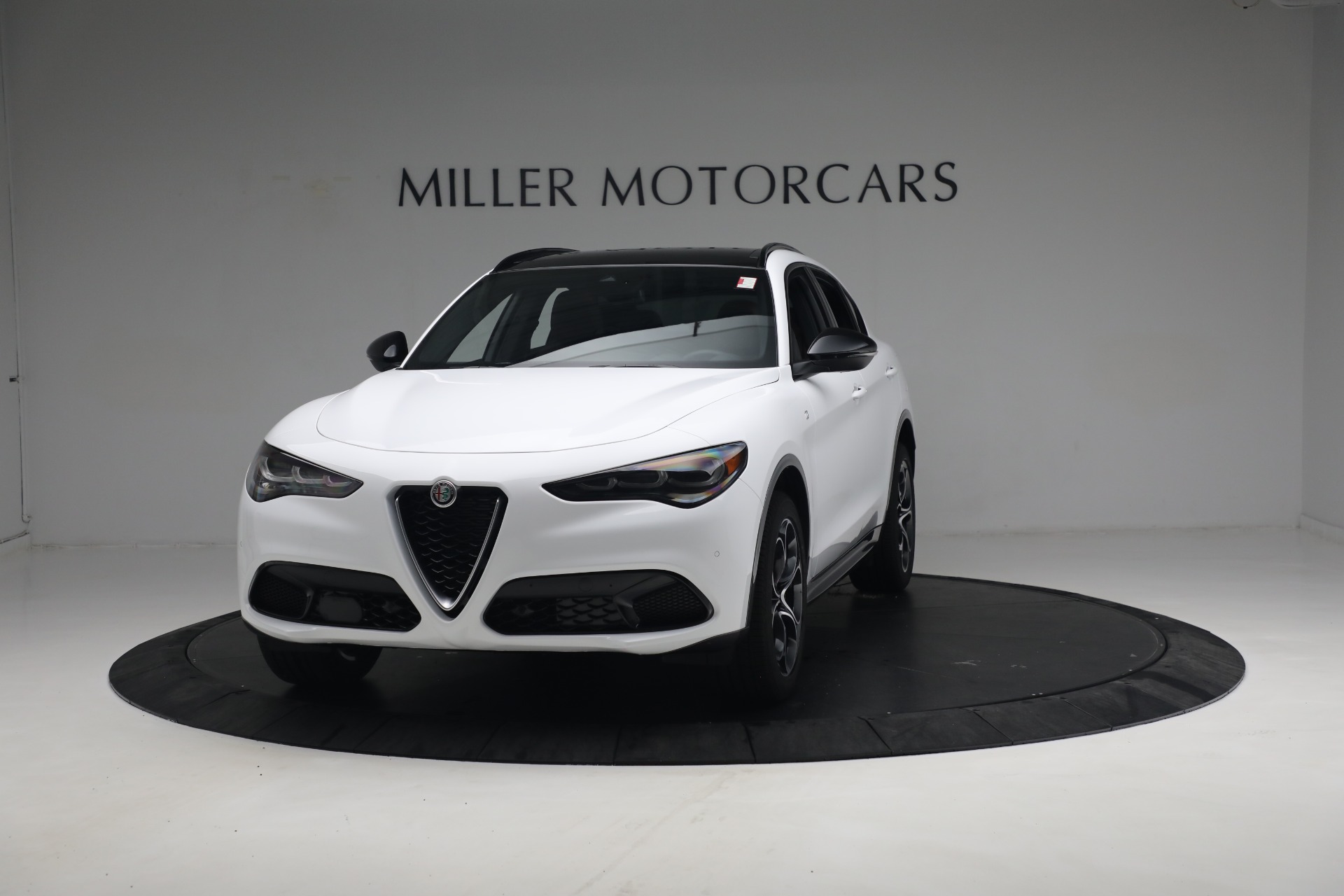 New 2024 Alfa Romeo Stelvio Ti for sale $54,570 at Alfa Romeo of Greenwich in Greenwich CT 06830 1
