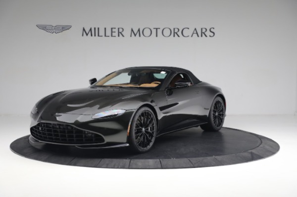 New 2023 Aston Martin Vantage V8 for sale $209,886 at Alfa Romeo of Greenwich in Greenwich CT 06830 13