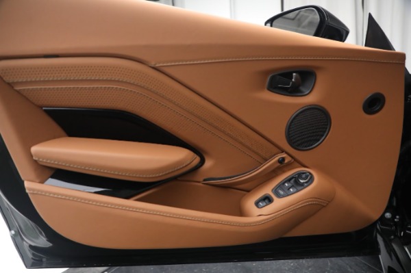 New 2023 Aston Martin Vantage V8 for sale $209,886 at Alfa Romeo of Greenwich in Greenwich CT 06830 23