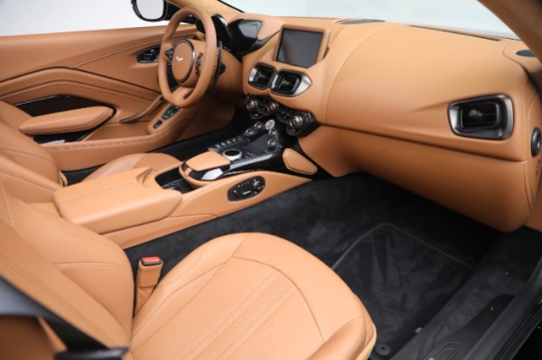 New 2023 Aston Martin Vantage V8 for sale $209,886 at Alfa Romeo of Greenwich in Greenwich CT 06830 25