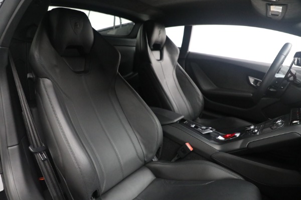 Used 2015 Lamborghini Huracan LP 610-4 for sale $219,900 at Alfa Romeo of Greenwich in Greenwich CT 06830 21